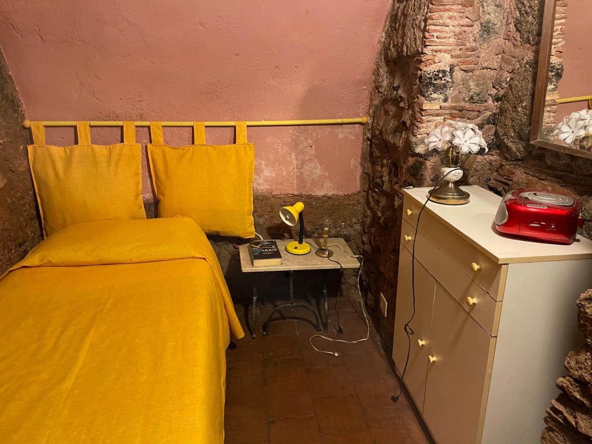 Villa Antica Casa Centro à Catane Extérieur photo